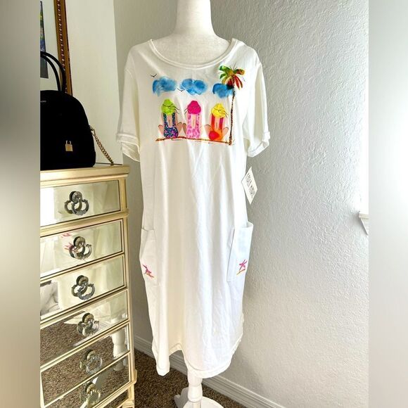 Karla Marie Beach T shirt dress - Picture 1 of 11